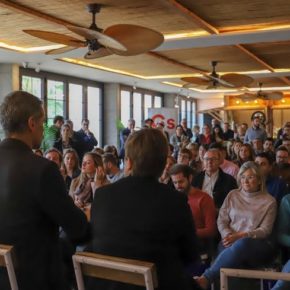 Cs promete en Benicàssim mayor inversión en i+D+I para el sector azulejero y más medidas para defender la naranja Cs promete en Benicàssim mayor inversión en i+D+I para el sector azulejero y más medidas para defender la naranja