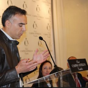Marín-Buck: "Vengo con la teoría aprendida, el diagnóstico de Castellón hecho, la receta preparada para aplicarla y cuento con el mejor equipo" Marín-Buck: "Vengo con la teoría aprendida, el diagnóstico de Castellón hecho, la receta preparada para aplicarla y cuento con el mejor equipo"